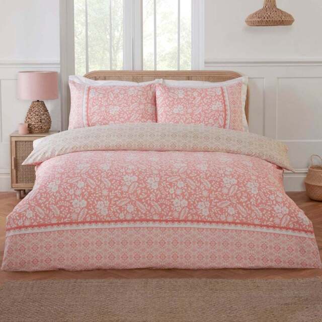 Rapport Home Eleanor Single Pink Eleanor Floral Polyester Reversible Duvet Cover Set - Wilko - image 1