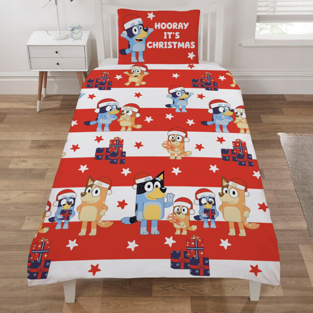 Bluey Festive Stars Duvet Set Red and White - Wilko - image 1