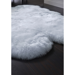 Origins Genuine Sheepskin Duck Egg Quad New Zealand Wool Rug 160 x 105cm - Size: 105  x 160cm - Blue - Origins Rugs - Wilko - thumbnail 4