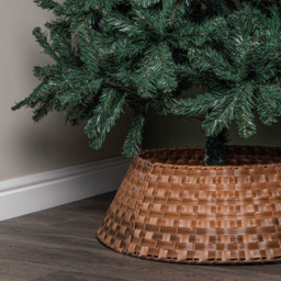 Samuel Alexander Brown Large Wicker Rattan Woven Christmas Tree Skirt 70cm - Size: 70 x 48 x 24cm - Wilko - thumbnail 5