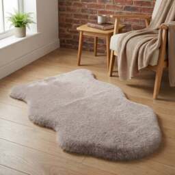 Luxury Faux Fox Fur Rug - Pebble - Wilko - thumbnail 7