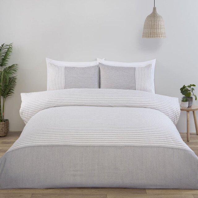 Hampton Linen Stripe Duvet Set - Natural/Superking - Size: Super King - Wilko - image 1