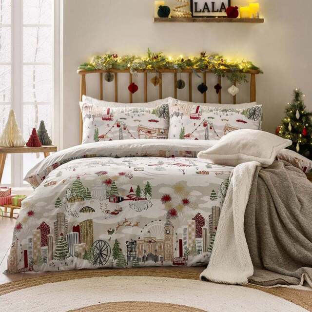 Furn Single Joy To All Printed Reversible Duvet Set - White - Wilko - image 1