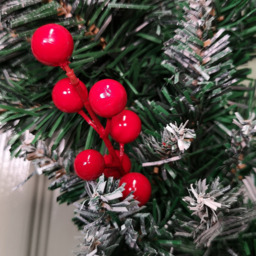 Samuel Alexander Snow Tipped Christmas Wreath with Pine Cones and Berries Green 45cm - Size: 45 x 45 x 45cm - Multi - Wilko - thumbnail 6