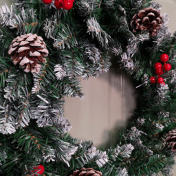 Samuel Alexander Snow Tipped Christmas Wreath with Pine Cones and Berries Green 45cm - Size: 45 x 45 x 45cm - Multi - Wilko - thumbnail 4