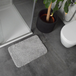 Allure Bath Fashions Light Grey Microfibre Shaggy Bath Mat 40 x 60cm - Wilko - thumbnail 3