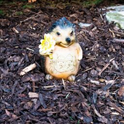 St Helens Female Light Up Hedgehog Ornament - Size: 3.75x1.88x2.22cm - Brown - Wilko - thumbnail 4