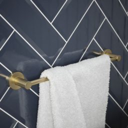 Rothley Satin Brass Round Towel Rail 450mm - Size: 9.5 x 6.5 x 52cm - Gold - Wilko - thumbnail 3