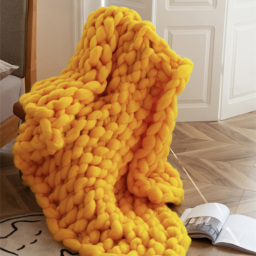 Living and Home Yellow Handwoven Chunky Knit Throw Blanket 60cm - Wilko - thumbnail 3