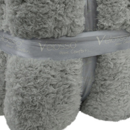 Velosso Silver Teddy Throw 130 x 180cm - Size: 130 x 180 x 1cm - Wilko - thumbnail 4