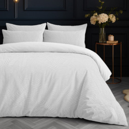 Velosso Super King Size White Savannah Velvet Duvet Set - Wilko