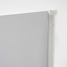 Divante Plain Blackout Roller Blind - Cool Silver/90cm - Wilko - thumbnail 5