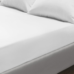 Sweet Dreams Double White T200 Percale Fitted Sheet - Wilko - thumbnail 3