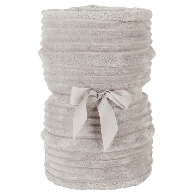 Brooklyn Plush Ribbed Throw - Silver - Wilko - image 1