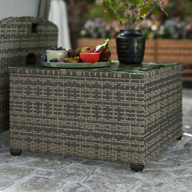 Outsunny Light Grey Rattan Outdoor Coffee Table - Size: 38 x 62 x 62cm - Wilko - image 1