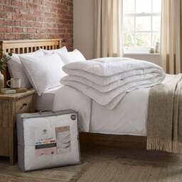 White Double All Seasons Duvet - Divante - Wilko - thumbnail 3