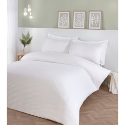 Pimlico Satin Stripe Duvet Set - White/King - Wilko - thumbnail 3