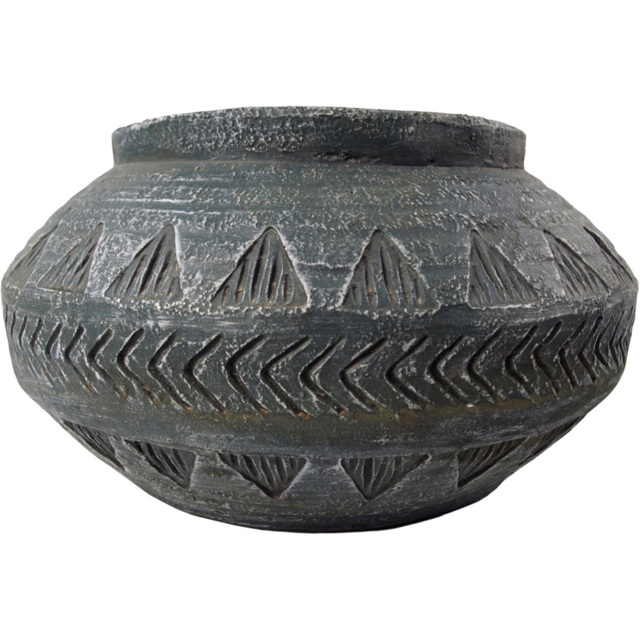 Botanik Gliese Grey Triangle Planter 21 x 40cm - Size: 21 x 40 x 40cm - Wilko - image 1