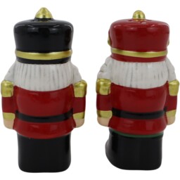 Salt and Pepper Nutcrackers Red and Green - Wilko - thumbnail 4