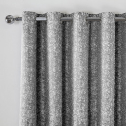 Maison Blackout Curtain Silver 168cm x 229cm - Wilko - thumbnail 3