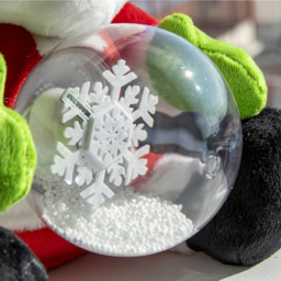 The Christmas Workshop Musical Santa and LED Snow Ball - Wilko - thumbnail 5