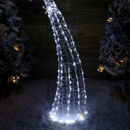Samuel Alexander Warm and Cool White LED Soft Acrylic 2D Shooting Christmas Star 1.2m - Size: 120 x 54 x 54cm - Wilko - thumbnail 6