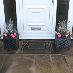 JVL Daisy Silver PVC Pin Doormat 45 x 75cm - JVL Homewares - Wilko - thumbnail 3