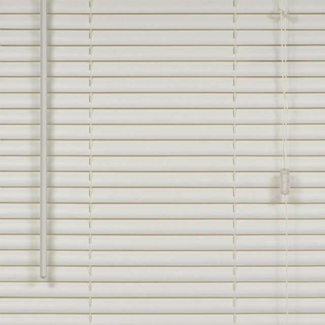 PVC Venetian White Blind 90cm - Size: W 90 x D 160cm - Wilko - image 1