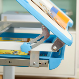 Playful Haven Blue Kids Desk and Chair Set - Size: 66 x 47 x 77cm - Wilko - thumbnail 5