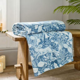 Deyongs Ocean Winter Forest Throw 140 x 180cm - Blue - Wilko - thumbnail 3
