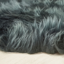 Origins Genuine Sheepskin Forest Green Quad New Zealand Wool Rug 160 x 105cm - Size: 105 x 160cm - Origins Rugs - Wilko - thumbnail 4