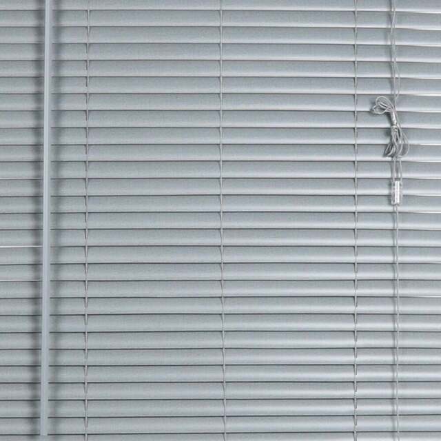 PVC Venetian Blinds Grey Linen 152 x 60cm - Size: W 60 x D 152cm - Wilko - image 1