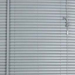 PVC Venetian Blinds Grey Linen 152 x 60cm - Size: W 60 x D 152cm - Wilko