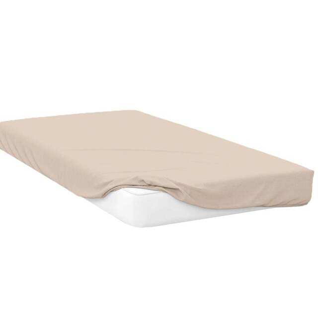 Serene King Size Cream Fitted Bed Sheet - Wilko - image 1
