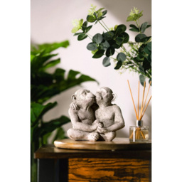 Marco Paul Kissing Monkeys Garden Ornament - Size: 30 x 20 x 10cm - White - Wilko - thumbnail 7