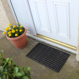 JVL Robusta Rubber Doormat 36 x 61cm - JVL Homewares - Wilko - thumbnail 3
