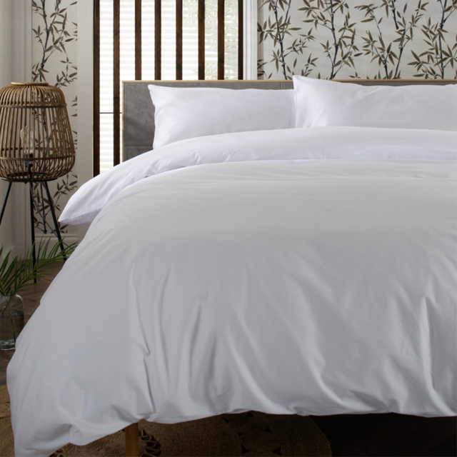 The Lyndon Company Single White Duvet Set - Wilko - image 1