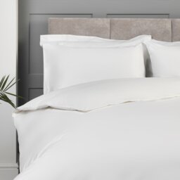 Divante White Cotton Pillowcase - Wilko - thumbnail 1
