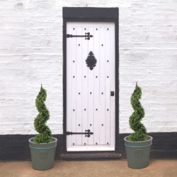 Leaf Spiral Boxwood Tower Artificial Tree 120cm 2 Pack - Size: 90 x 25 x 25cm - Green - Wilko - thumbnail 3