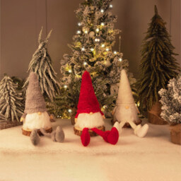 St Helens Grey Long Legged Gonk Christmas Decoration 38cm - Size: 12 x 12 x 38cm - Wilko - thumbnail 4