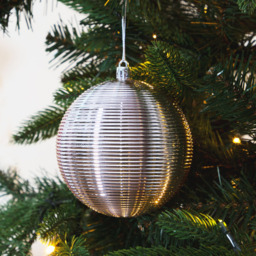 The Christmas Workshop Multicoloured Shatterproof Bauble 12 Pack - Wilko - thumbnail 6