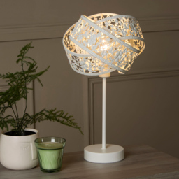 Lighting Collection Willa White Table Lamp - Size: 31 x 23 x 23cm - Wilko - thumbnail 3