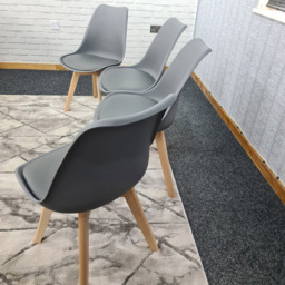 Kosy Koala Set of 4 Grey Plastic Dining Chair with Faux Leather Padded Seat - Wilko - thumbnail 6