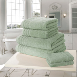 Rapport Home So Soft Green Cotton Bath Towel - Size: 0.5 x 70 x 120cm - Wilko - thumbnail 3
