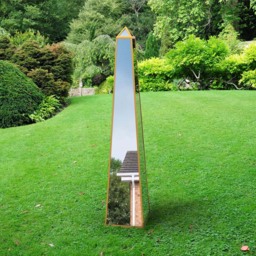 MirrorOutlet The Obelisk Gold Metal Edged Mirrored Garden Ornament 150 x 30cm - Size: 150 x 30 x 30cm - Wilko - thumbnail 7