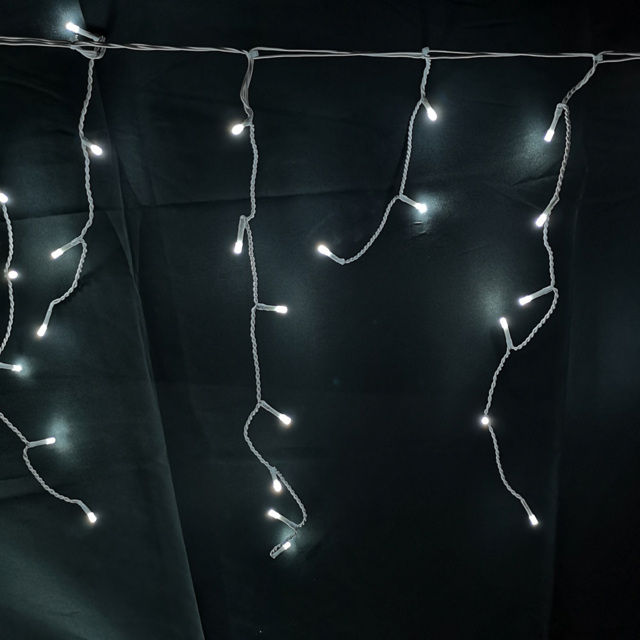 Premier IcicleBrights 460 Cool White LED White Cable Icicle Light 11.5m - Size: 50 x 1150 x 20cm - Wilko - image 1