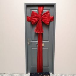 Premier Red Christmas Door Bow with Ribbon Wrap 48 x 60cm - Size: 48 x 60 x 48cm - Wilko - thumbnail 3