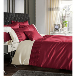 Intimates Perez Single Red and Cream Duvet Set - Wilko - thumbnail 3