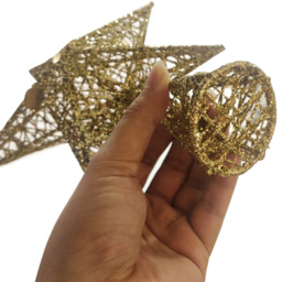 Living and Home Gold Star Wrought Iron Christmas Tree Topper 40cm - Size: 30 x 30 x 40cm - Wilko - thumbnail 4