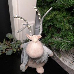 Samuel Alexander Plush White Christmas Reindeer with LED Lit Antlers - Size: 40 x 18 x 14cm - Cream - Wilko - thumbnail 3